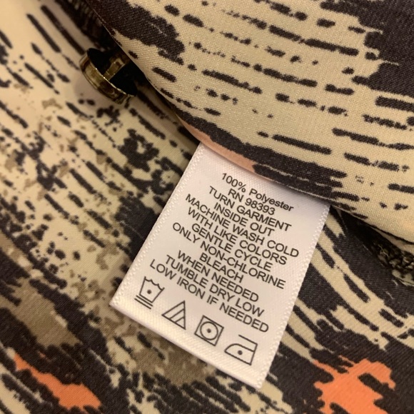 belle gray by Lisa Rinna Cheetah Print Blouse L - Picture 3 of 7